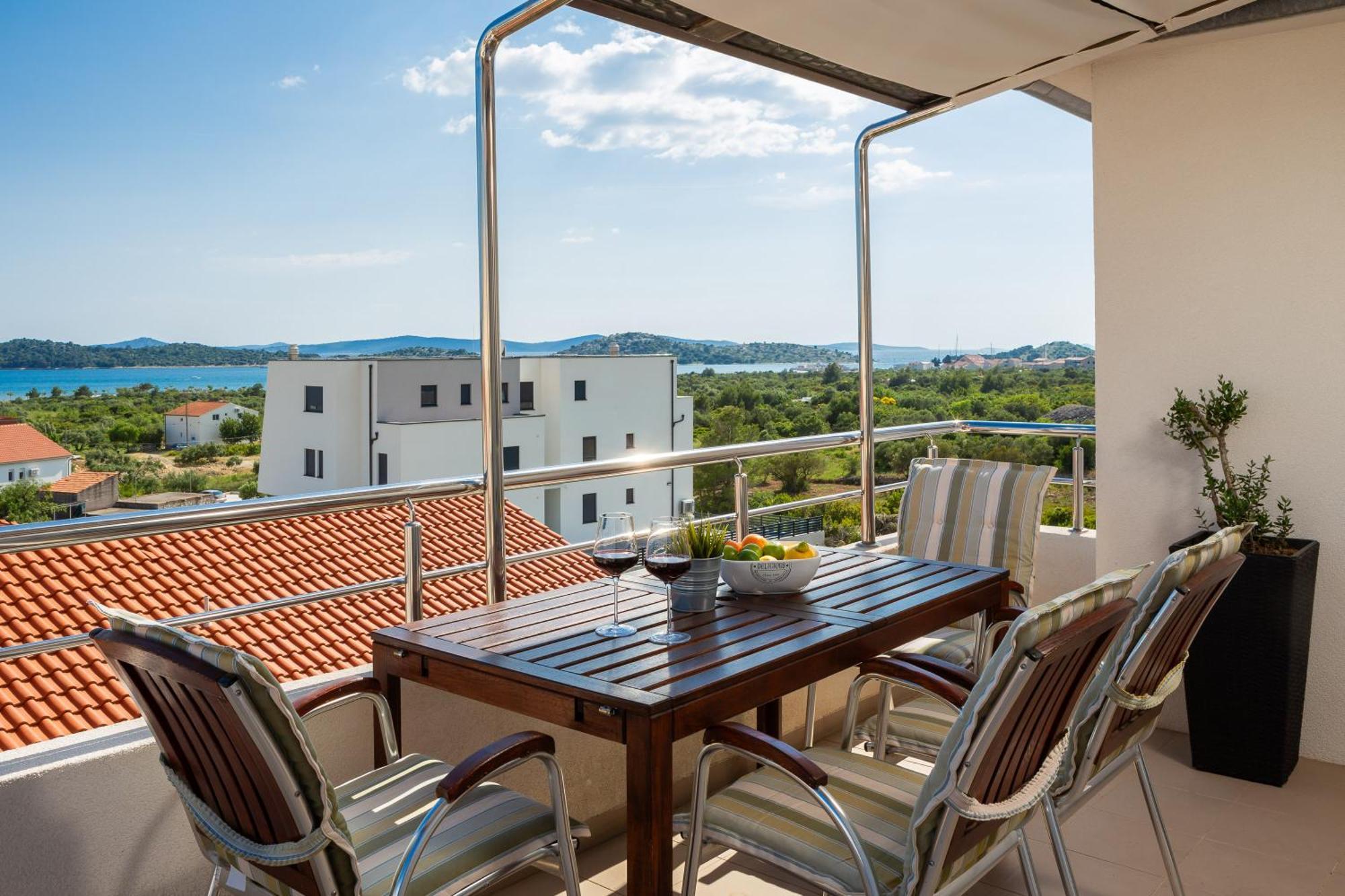 Sea View Apartments Tihi II 沃迪切 外观 照片